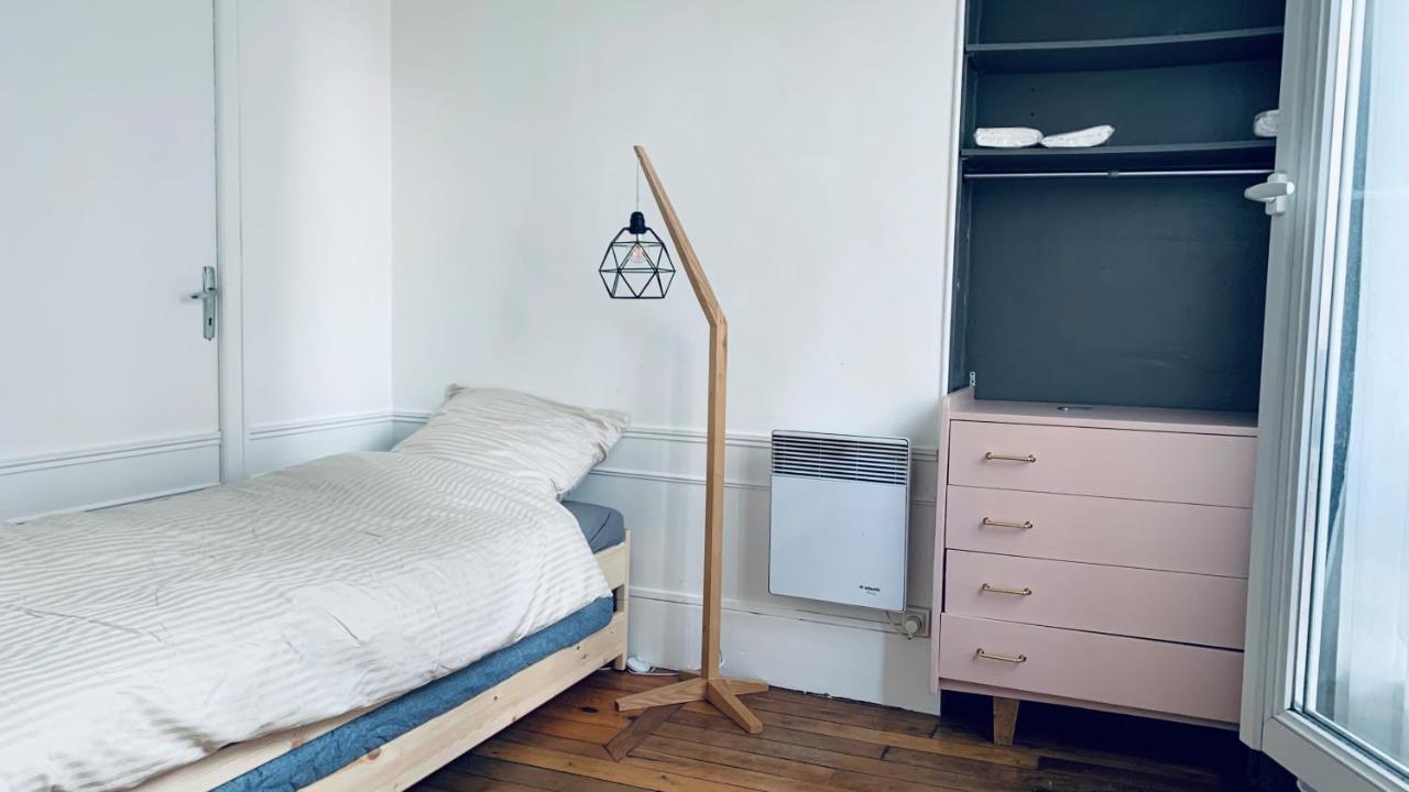 Un Appartement Typique Parisien / A Typical Parisian Apartment ภายนอก รูปภาพ